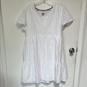 Knox Rose White Eyelet Dress with Floral Trim